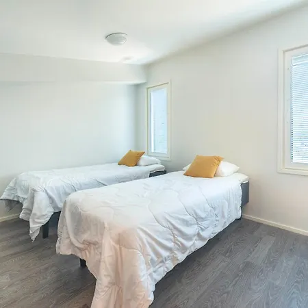 Apartment Paeaetyhuoneisto Sunvillas A 30