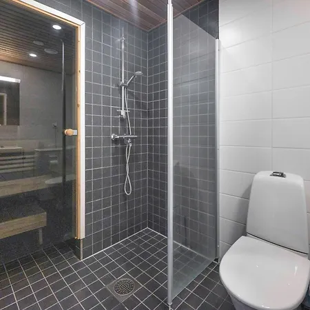 Apartment Paeaetyhuoneisto Sunvillas A 30