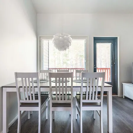 Paeaetyhuoneisto Sunvillas A 30 * Kalajoki